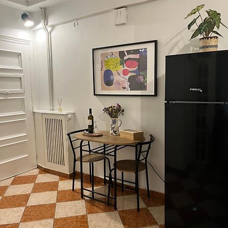 Quiet Apartment With Garden View In Kolonaki Ateny Zewnętrze zdjęcie